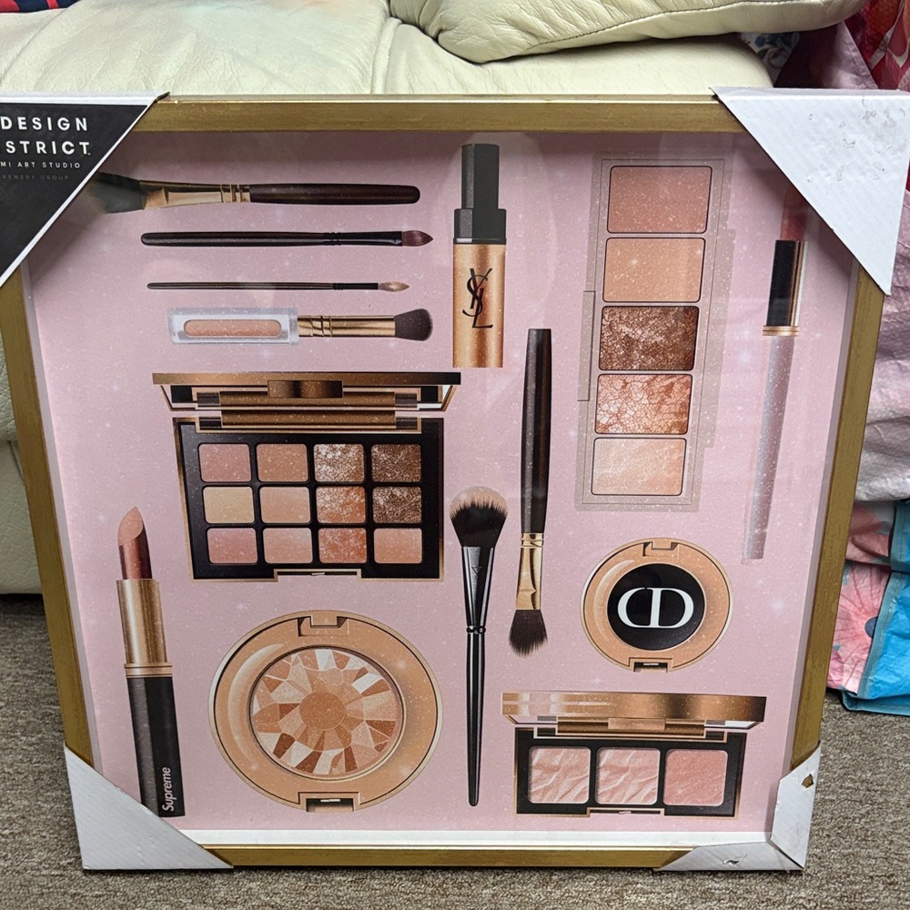 Makeup Set with Neutral Shades